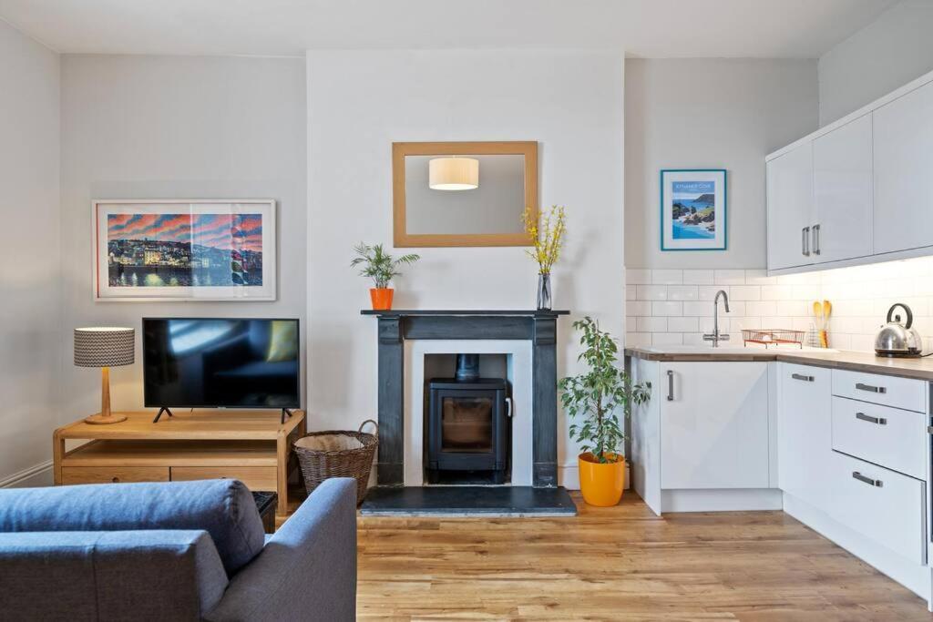 Pendennis - Bright Victorian Flat, Sea Views & Close To Beach Falmouth Dış mekan fotoğraf