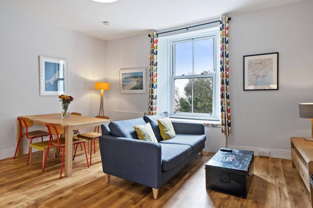 Pendennis - Bright Victorian Flat, Sea Views & Close To Beach Falmouth Dış mekan fotoğraf