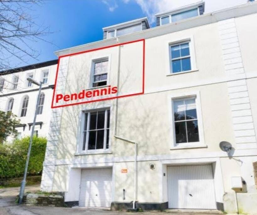 Pendennis - Bright Victorian Flat, Sea Views & Close To Beach Falmouth Dış mekan fotoğraf