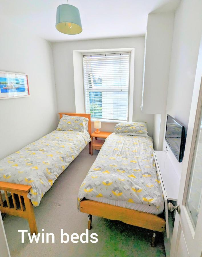 Pendennis - Bright Victorian Flat, Sea Views & Close To Beach Falmouth Dış mekan fotoğraf